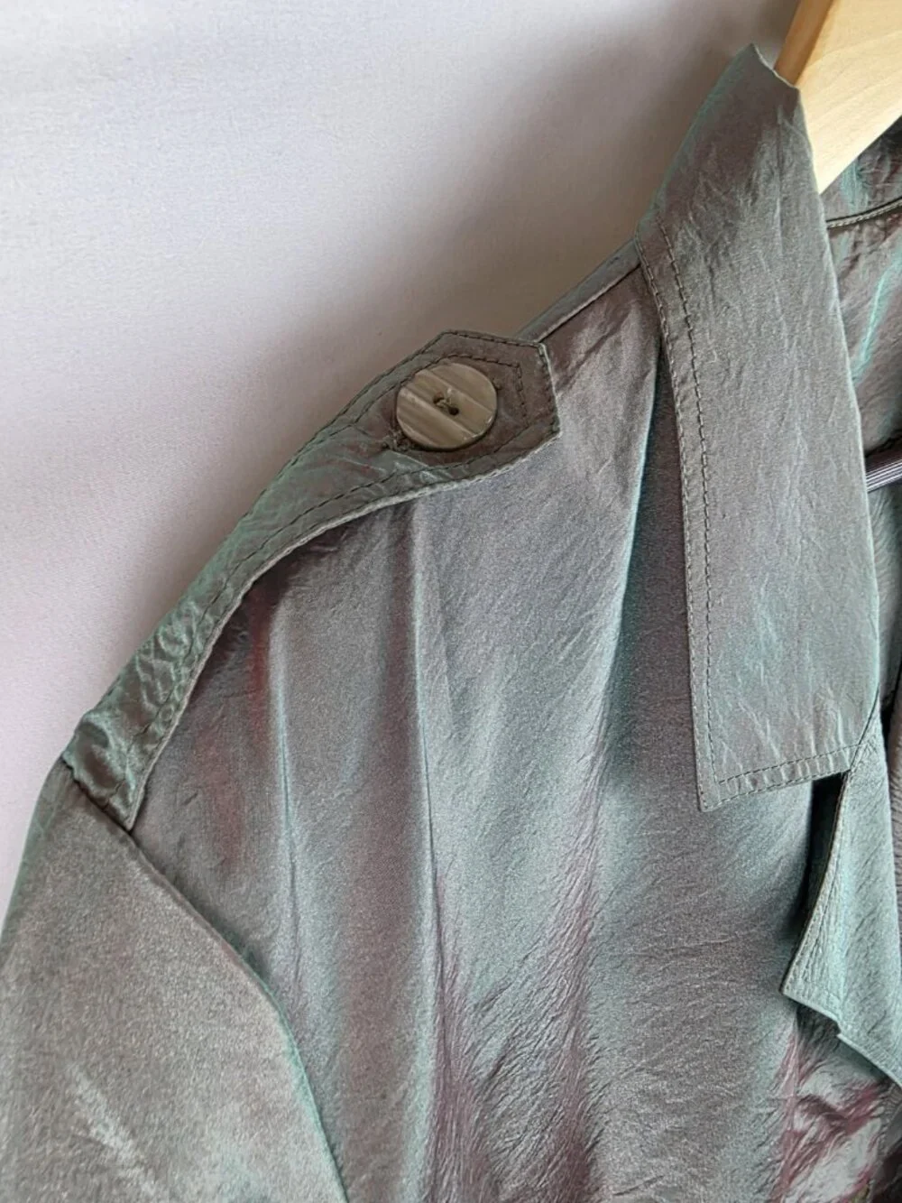 Units Limited Edition Women's Vintage Jacket One Size 80s Made in USA Iridescent